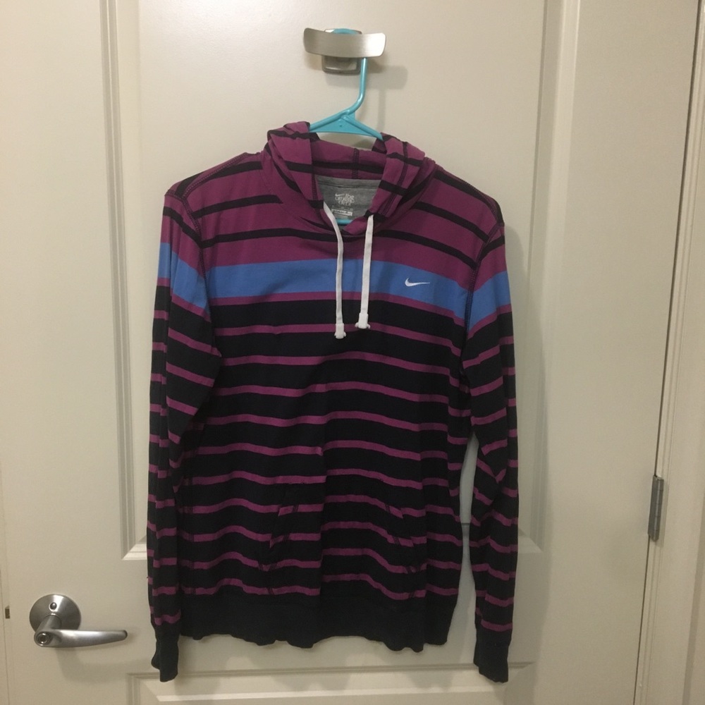Nike The Athletic Dept long sleeved hooded shirt